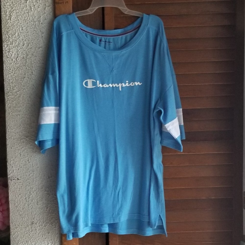 Champion L Authentic Athleticwear tee